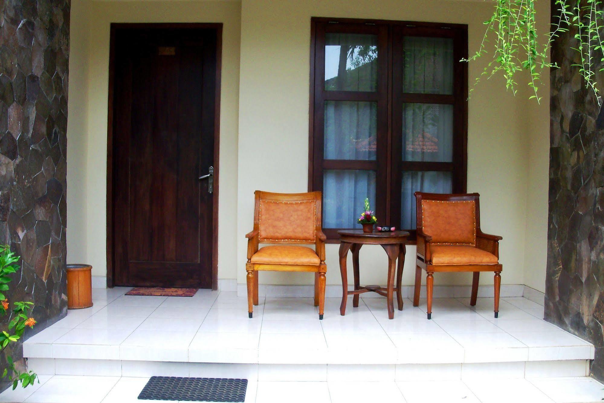 La Walon Hotel Kuta Lombok Dış mekan fotoğraf