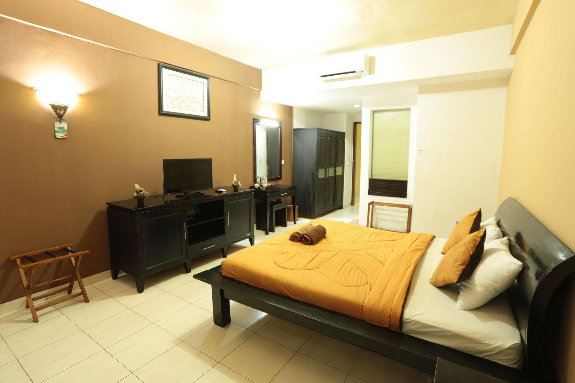 La Walon Hotel Kuta Lombok Dış mekan fotoğraf