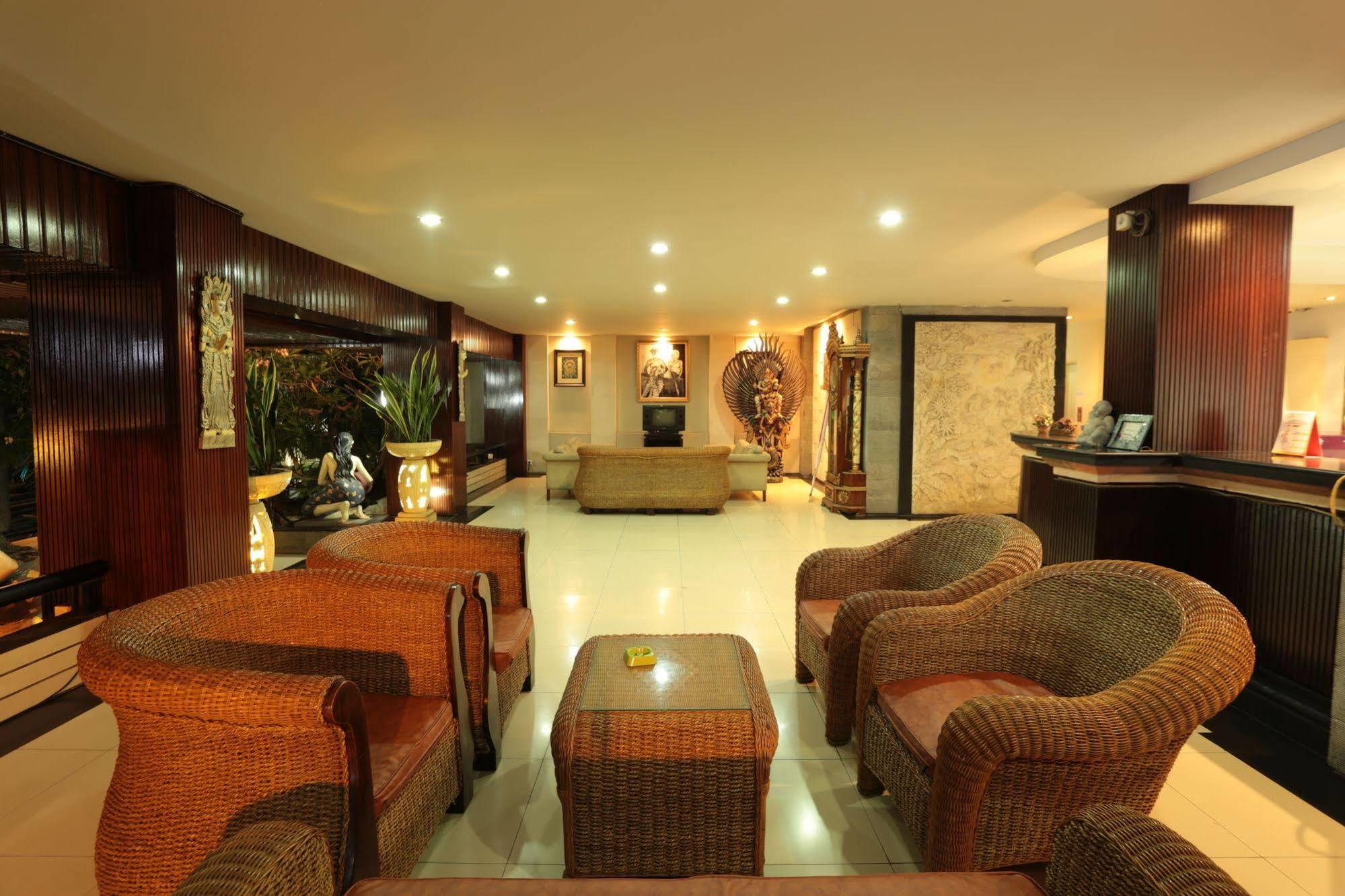 La Walon Hotel Kuta Lombok Dış mekan fotoğraf